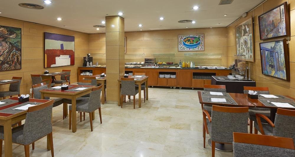 Nh Sport Hotell Zaragoza Exteriör bild