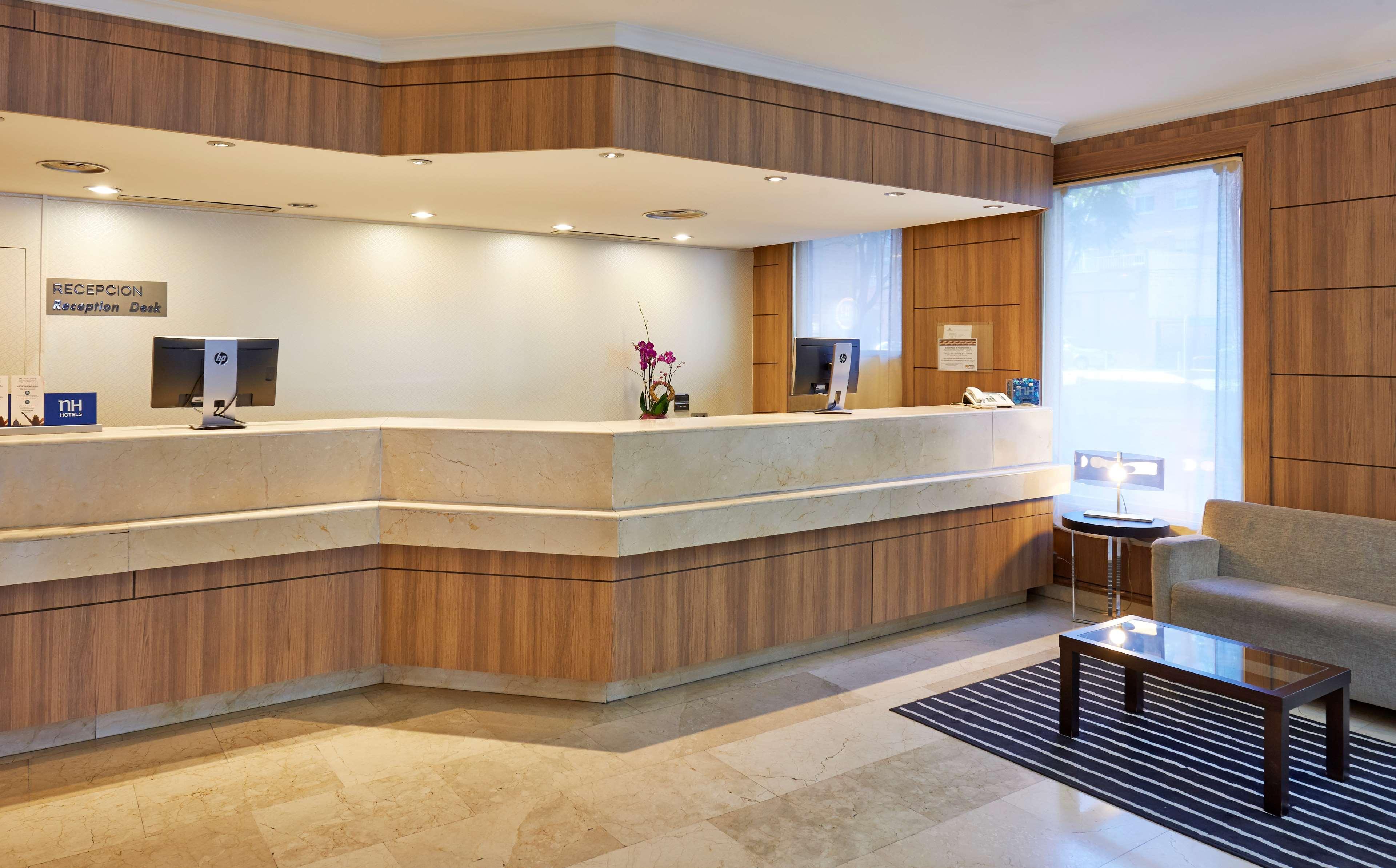 Nh Sport Hotell Zaragoza Exteriör bild