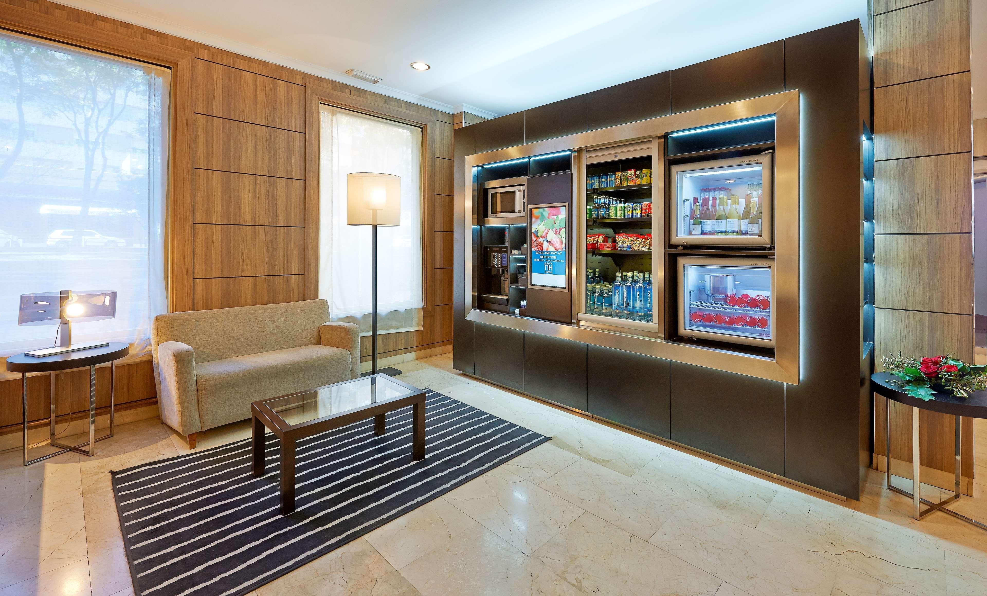 Nh Sport Hotell Zaragoza Exteriör bild