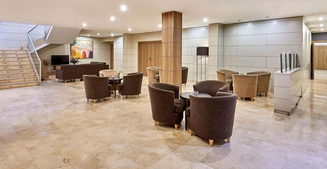 Nh Sport Hotell Zaragoza Exteriör bild