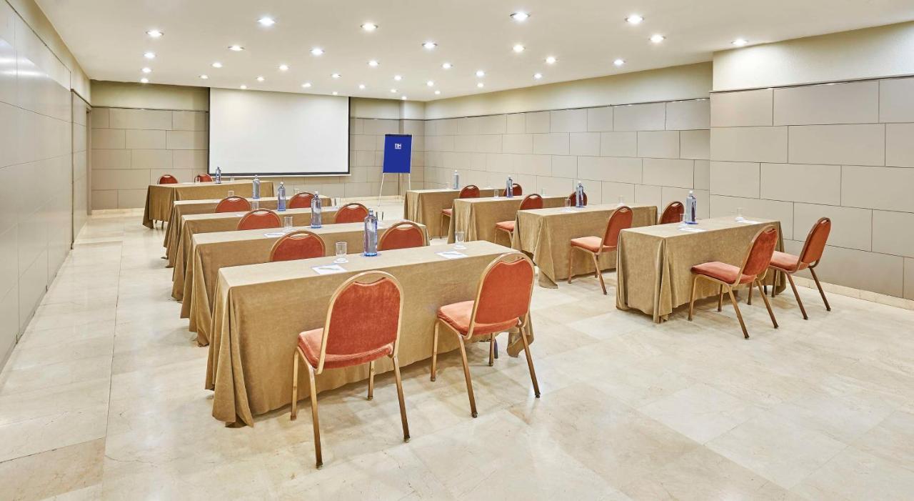 Nh Sport Hotell Zaragoza Exteriör bild