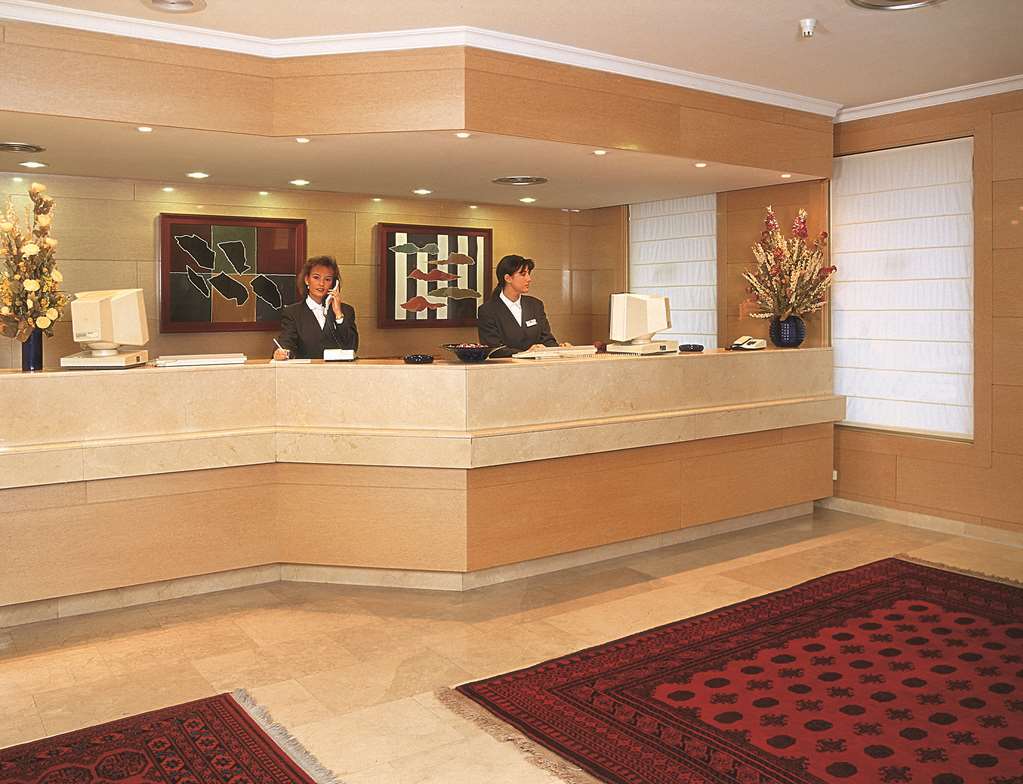 Nh Sport Hotell Zaragoza Inreriör bild