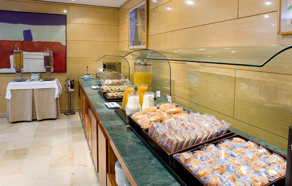 Nh Sport Hotell Zaragoza Exteriör bild